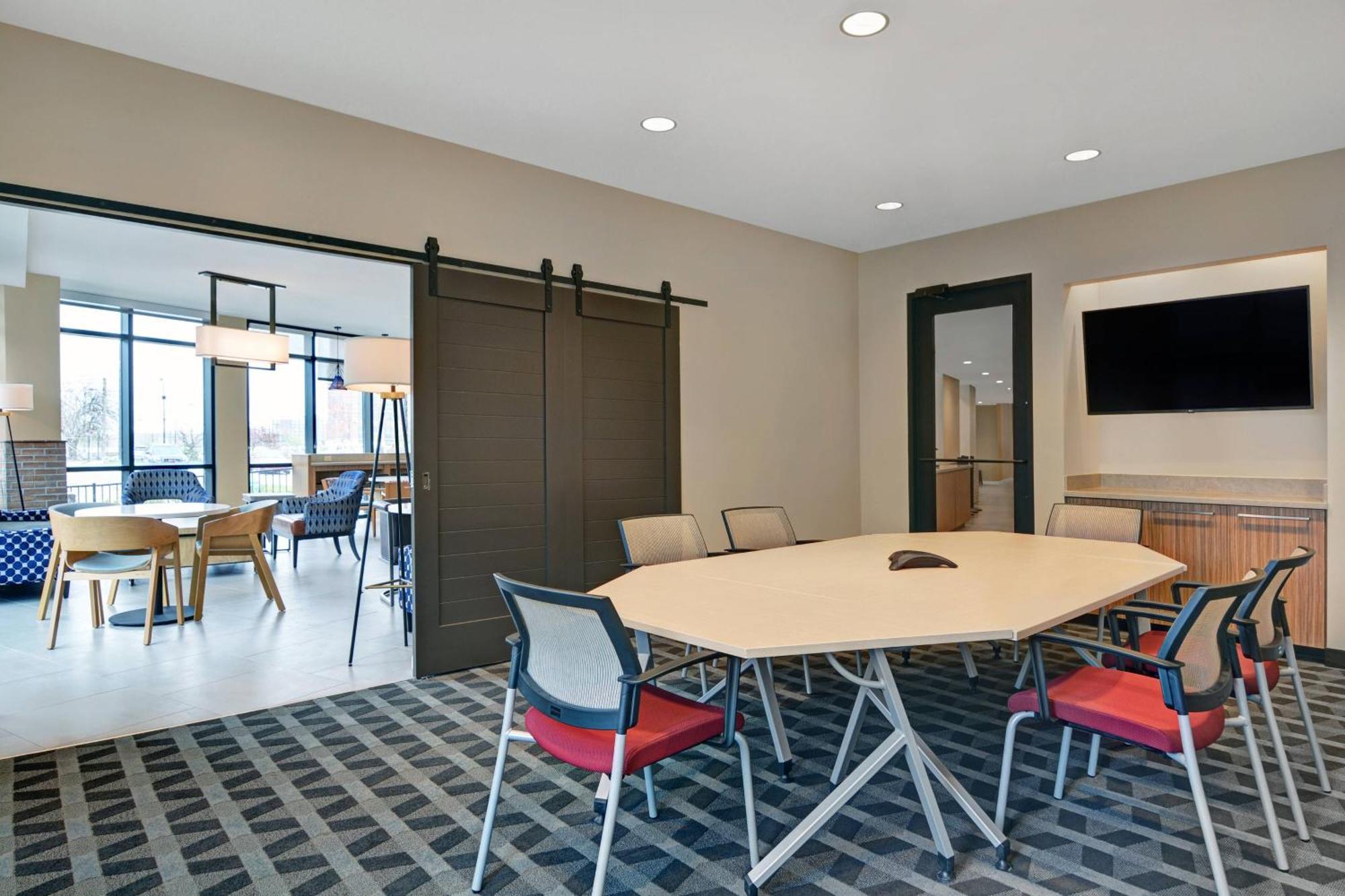 Towneplace Suites By Marriott Indianapolis Downtown Eksteriør bilde