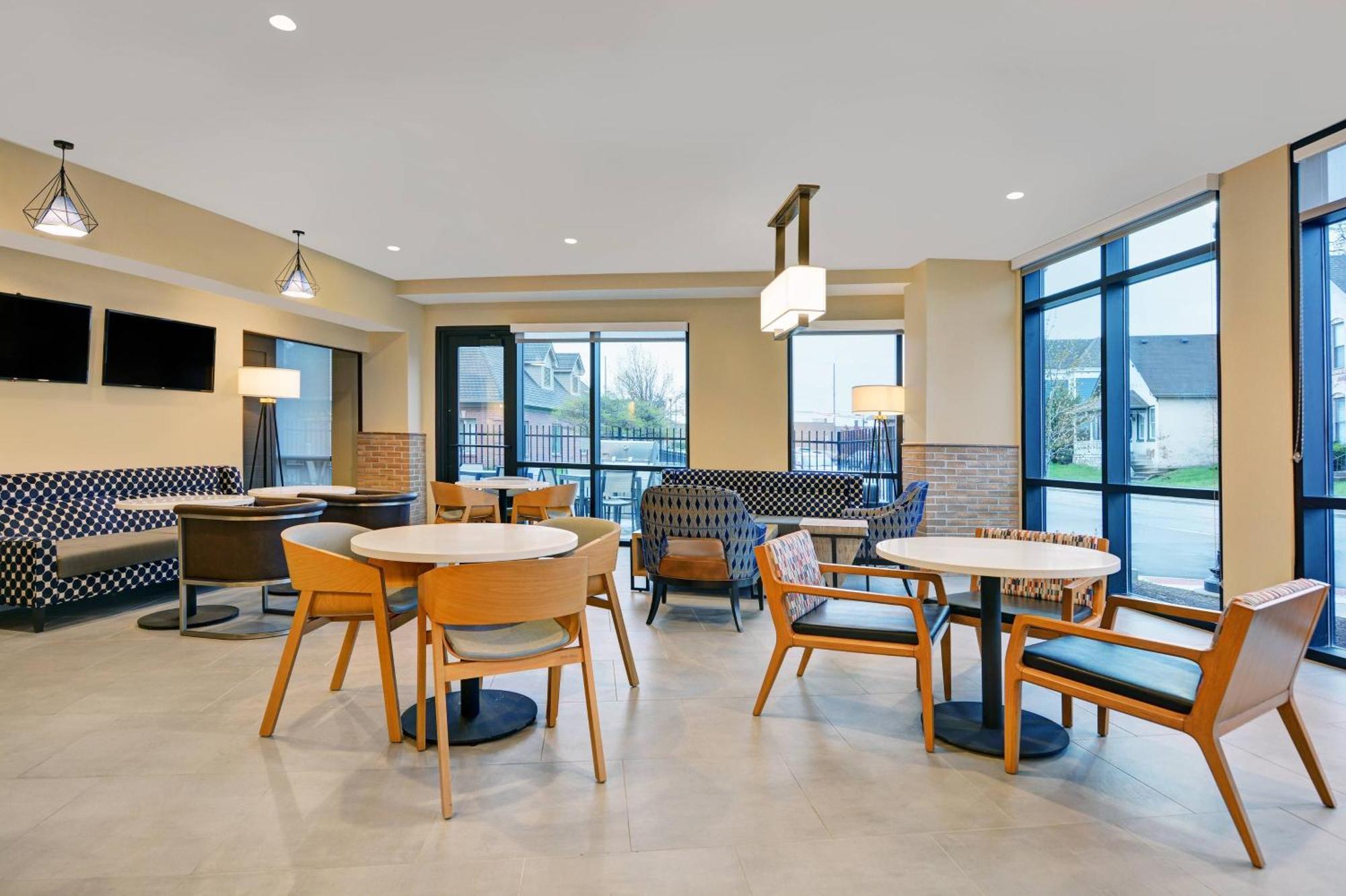 Towneplace Suites By Marriott Indianapolis Downtown Eksteriør bilde